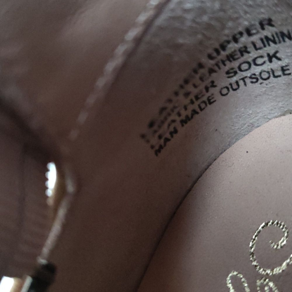 NWOB Seychelles Give it a Whirl buckle booties - Picture 7 of 9